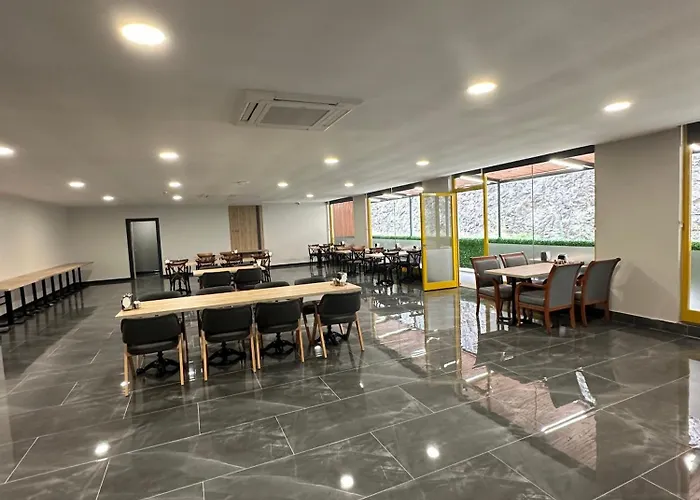 فندق Burc Airport