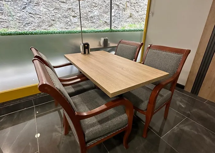 فندق Burc Airport