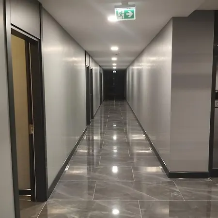 Hotel Burc Airport 3*