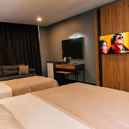 Hotel Burc Airport *