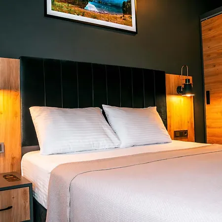 Burc Airport Hotel *