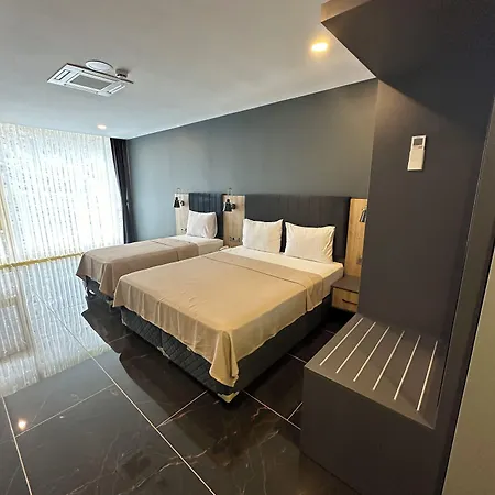 Hotel Burc Airport