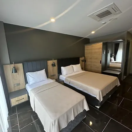 Hotel Burc Airport 3*